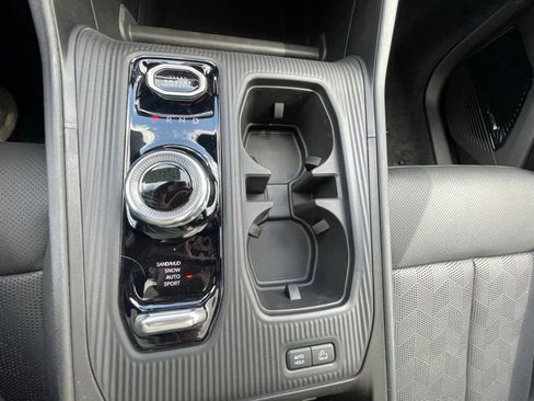 New 2026 Jeep Cherokee Overland image 17