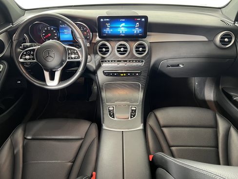 Used 2021 Mercedes-Benz GLC 300 4MATIC image 21