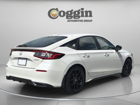 Used 2022 Honda Civic Sport image 5