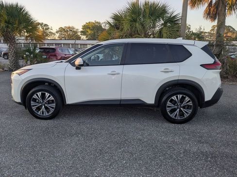 Used 2023 Nissan Rogue SV FWD image 7