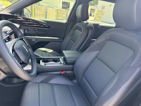 New 2025 Lincoln Nautilus Reserve w/ Jet Appearance Package image 21