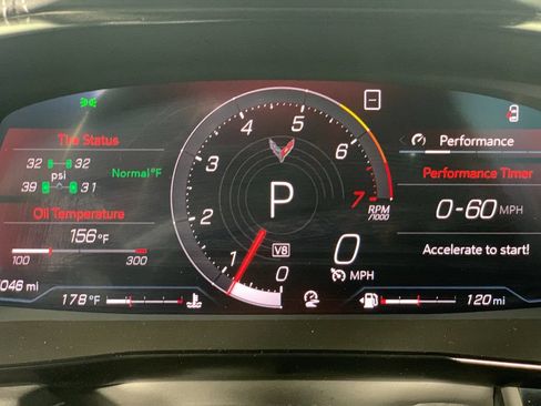 Used 2020 Chevrolet Corvette Stingray Preferred Cpe w/ 2LT Preferred Equipment Group RWD image 23
