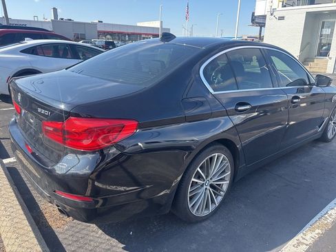 Used 2017 BMW 530i xDrive image 4