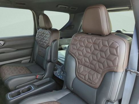 New 2026 Nissan Armada Platinum RWD image 25