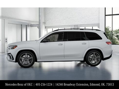 New 2026 Mercedes-Benz GLS 450 4MATIC image 35