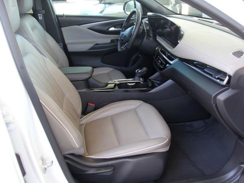 Used 2024 Buick Envista Sport Touring FWD image 26
