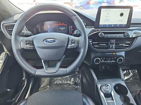 Used 2024 Ford Escape ST-Line AWD/4WD image 16