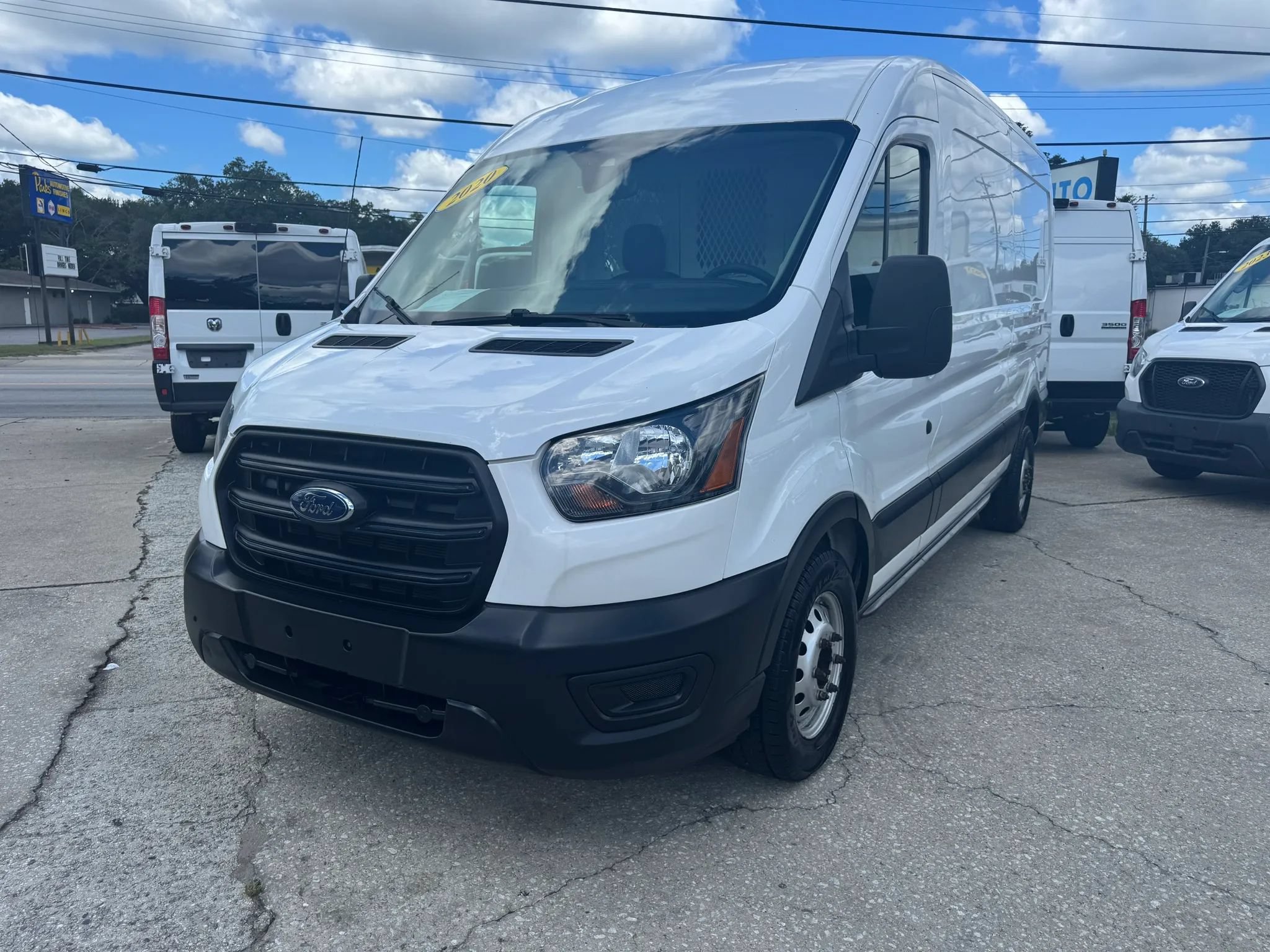 Used 2020 Ford Transit 250 Medium Roof AWD w/ Load Area Protection Package image 4