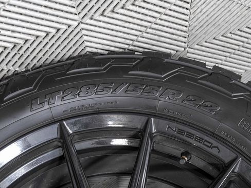 Used 2024 Lexus GX 550 w/ Cold Area Package image 36