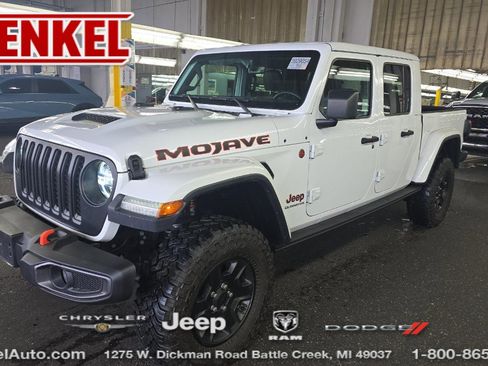 Used 2020 Jeep Gladiator Mojave image 1