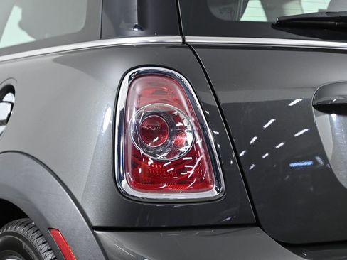 Used 2011 MINI Cooper S image 7
