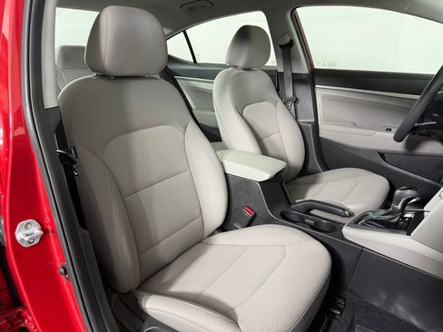Certified 2020 Hyundai Elantra SEL image 24