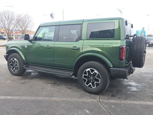 Used 2025 Ford Bronco Outer Banks image 11