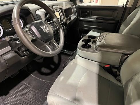 Used 2018 RAM 2500 Tradesman w/ Chrome Appearance Group AWD/4WD image 15