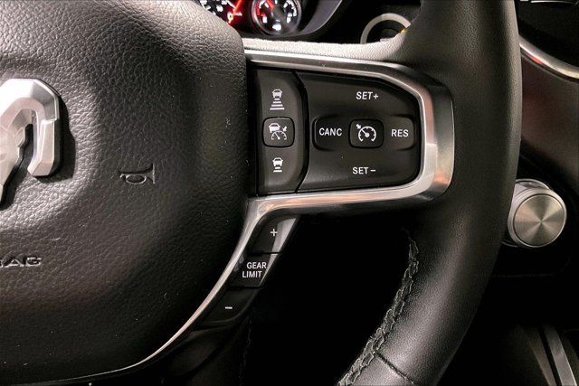 Used 2025 RAM 1500 Laramie AWD/4WD image 19