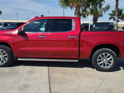 Used 2020 Chevrolet Silverado 1500 High Country w/ Technology Package AWD/4WD image 5
