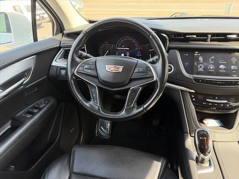 Used 2019 Cadillac XT5 Premium Luxury AWD/4WD image 31