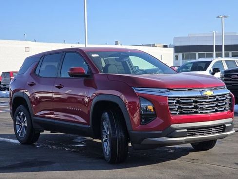 New 2026 Chevrolet Equinox LT w/ Safety and Technology Package FWD image 17