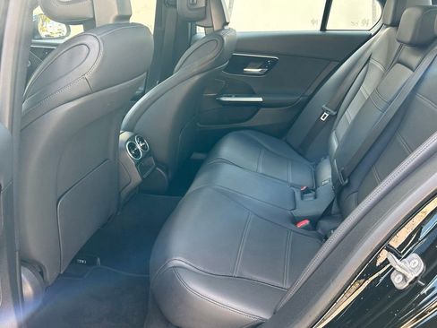 Used 2025 Mercedes-Benz C 300 Sedan image 47