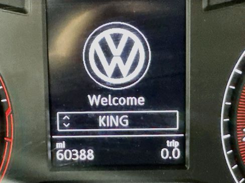 Used 2020 Volkswagen Jetta R-Line w/ R-Line Cold Weather Package FWD image 15