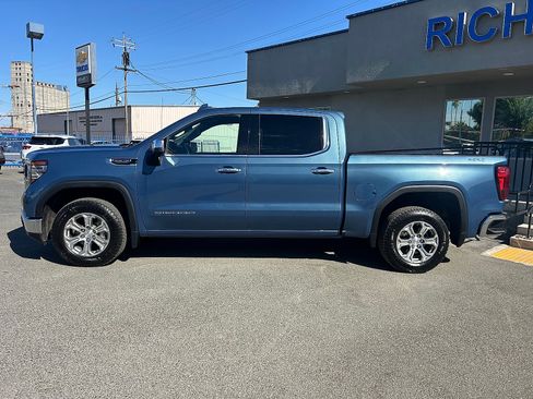 Used 2024 GMC Sierra 1500 SLT AWD/4WD image 6