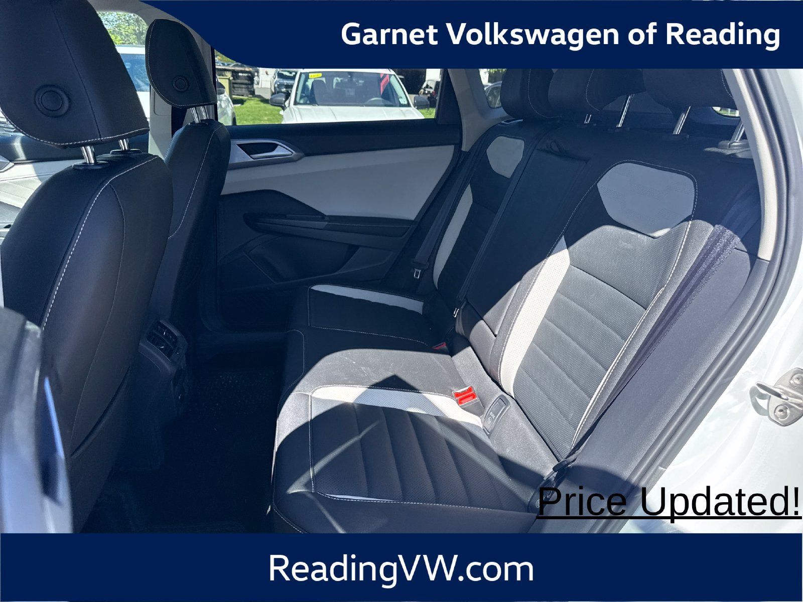 Used 2025 Volkswagen Taos SEL AWD/4WD image 13