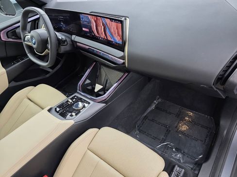 Used 2025 BMW X3 xDrive30i w/ Convenience Package image 27