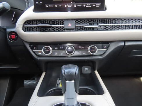 Used 2023 Honda HR-V EX-L image 19