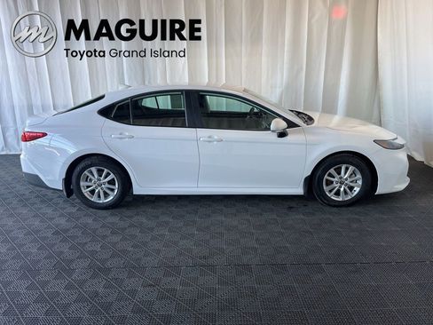 Used 2025 Toyota Camry LE FWD image 2