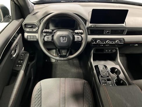 New 2026 Honda Pilot Sport image 16