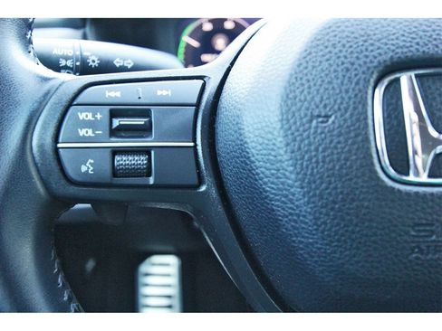 Used 2023 Honda Accord Sport image 11