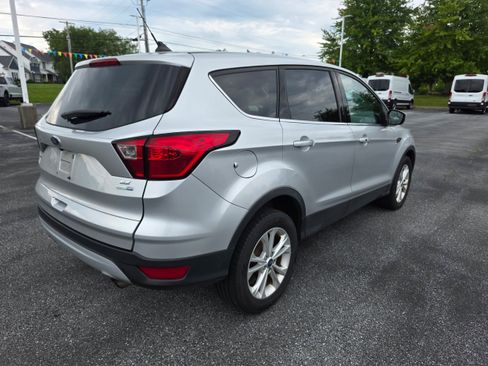 Used 2019 Ford Escape SE AWD/4WD image 3