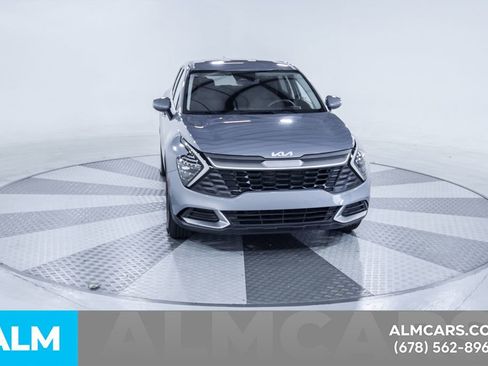 Used 2025 Kia Sportage LX FWD image 15