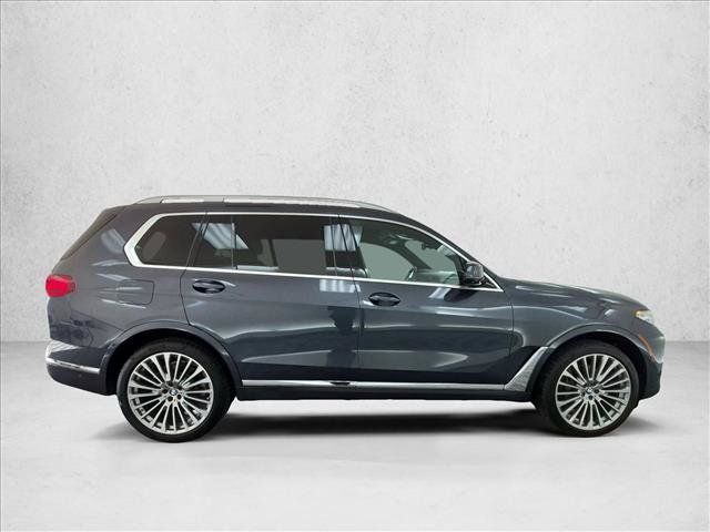 Used 2019 BMW X7 xDrive50i w/ Executive Package AWD/4WD image 4
