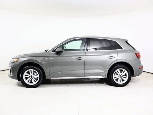Used 2023 Audi Q5 2.0T Premium w/ Convenience Package image 12