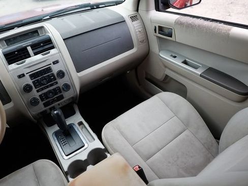 Used 2012 Ford Escape XLT FWD image 24
