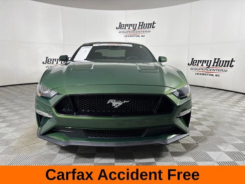 Used 2022 Ford Mustang GT Premium w/ Equipment Group 401A RWD image 3