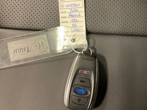 New 2026 Subaru Ascent Limited image 36