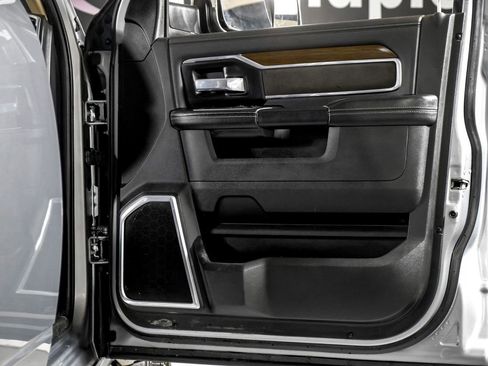 Used 2022 RAM 3500 Laramie image 37