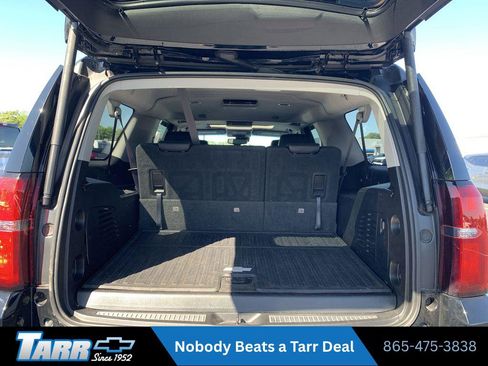 Used 2017 Chevrolet Suburban LT AWD/4WD image 21