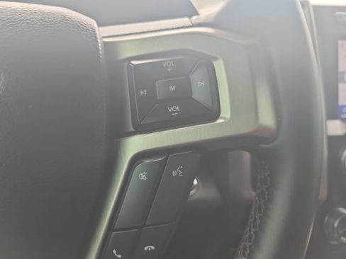Certified 2019 Ford F150 Platinum w/ Equipment Group 701A Luxury AWD/4WD image 24
