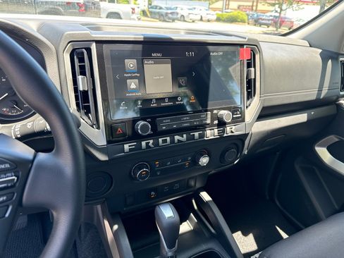 New 2025 Nissan Frontier SV image 19