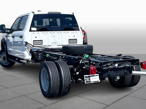 New 2026 Ford F550 4x4 Crew Cab Super Duty w/ XL Chrome Package image 11
