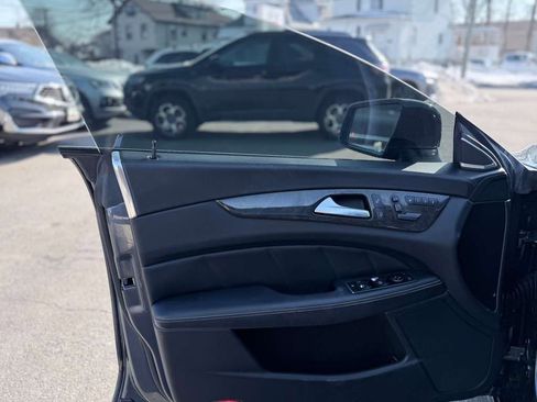 Used 2014 Mercedes-Benz CLS 550 4MATIC image 17