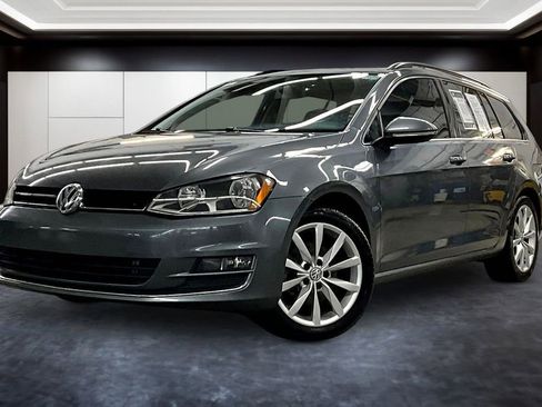 Used 2016 Volkswagen Golf SE FWD image 3