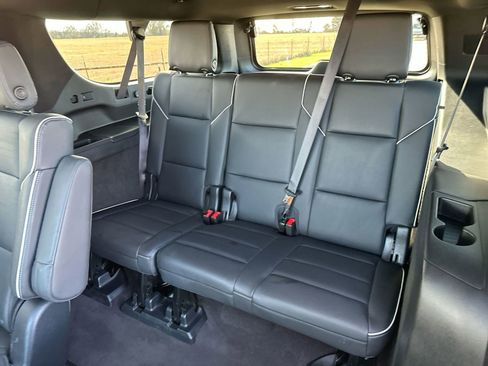 Used 2023 Cadillac Escalade ESV Premium Luxury image 24