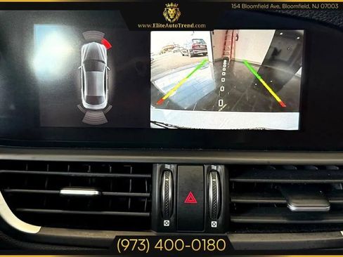 Used 2022 Alfa Romeo Giulia Veloce image 19