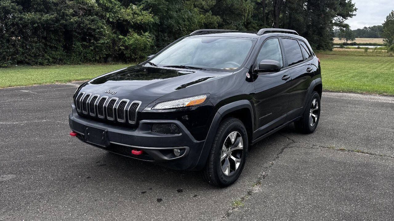 Used 2014 Jeep Cherokee Trailhawk w/ Comfort/Convenience Group AWD/4WD image 4