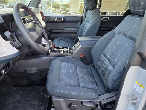 New 2026 Ford Bronco Heritage Edition image 8