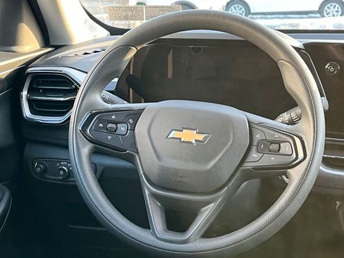 Used 2025 Chevrolet TrailBlazer LT image 27